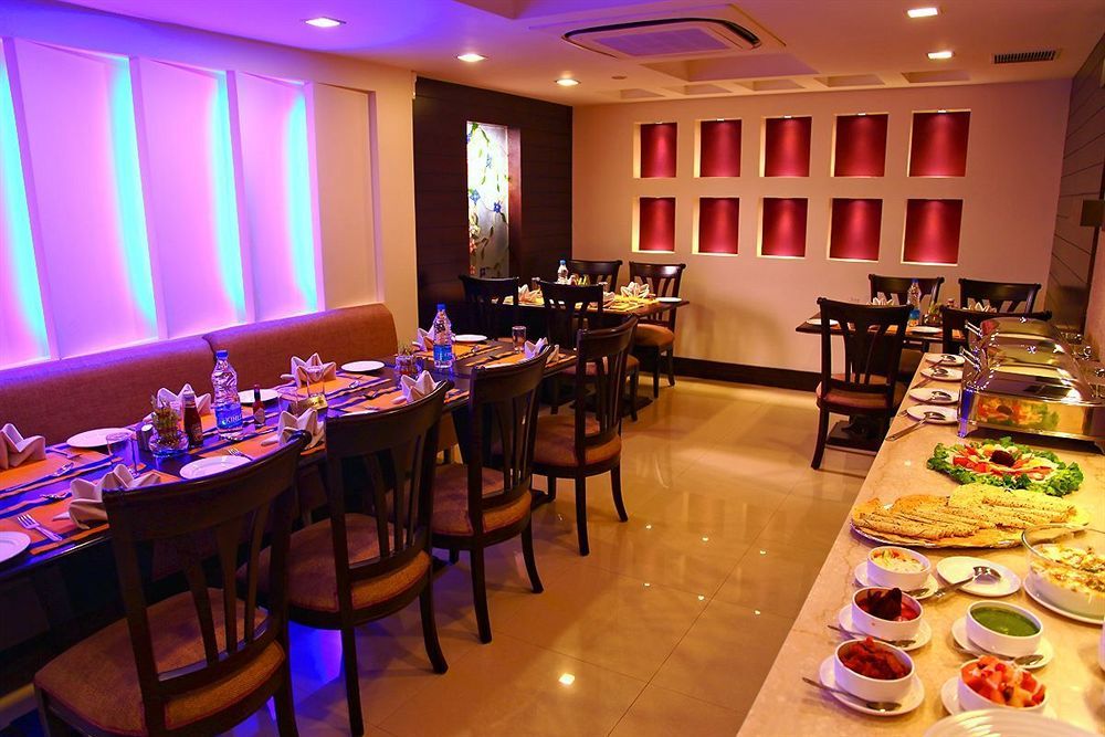 Hotel Florence Új-Delhi Kültér fotó