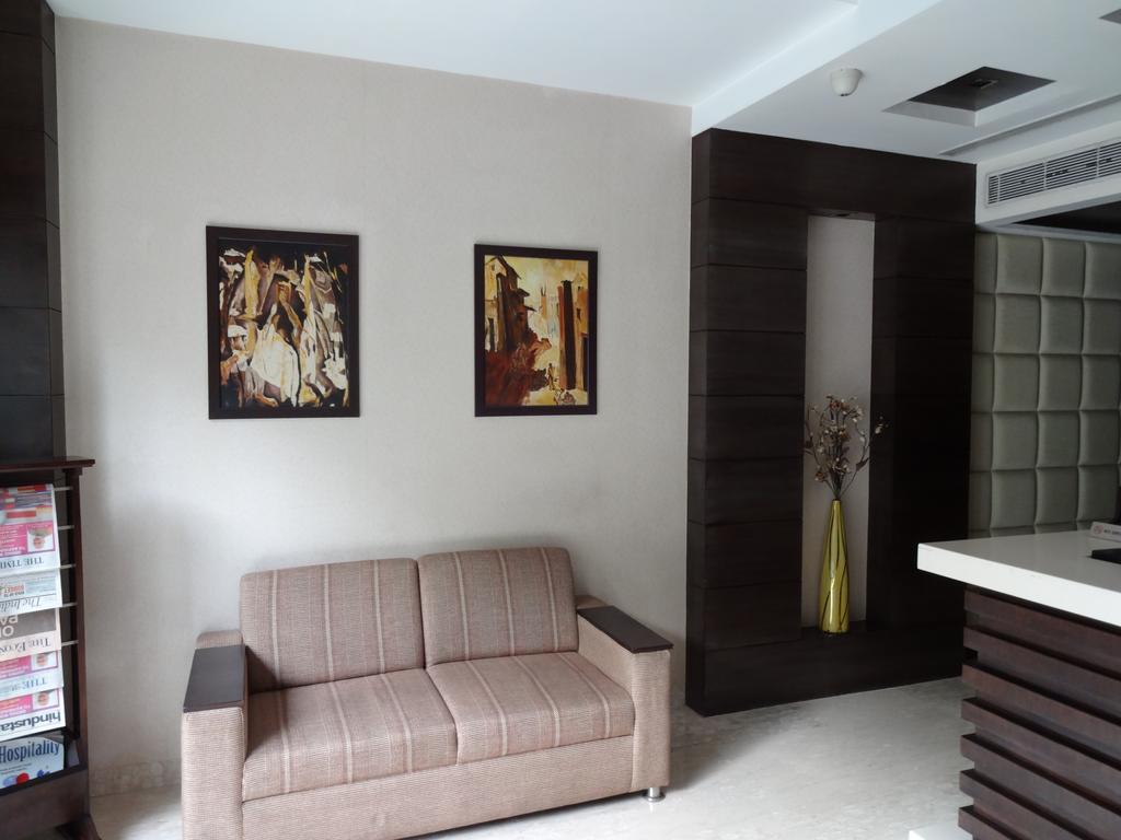 Hotel Florence Új-Delhi Kültér fotó